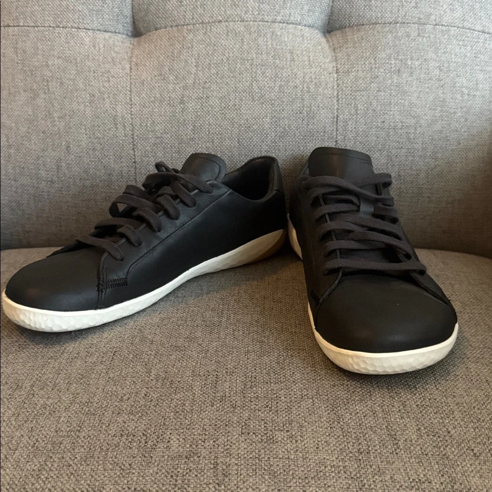 Vivo Barefoot Black Leather Shoes - Picture 5 of 15